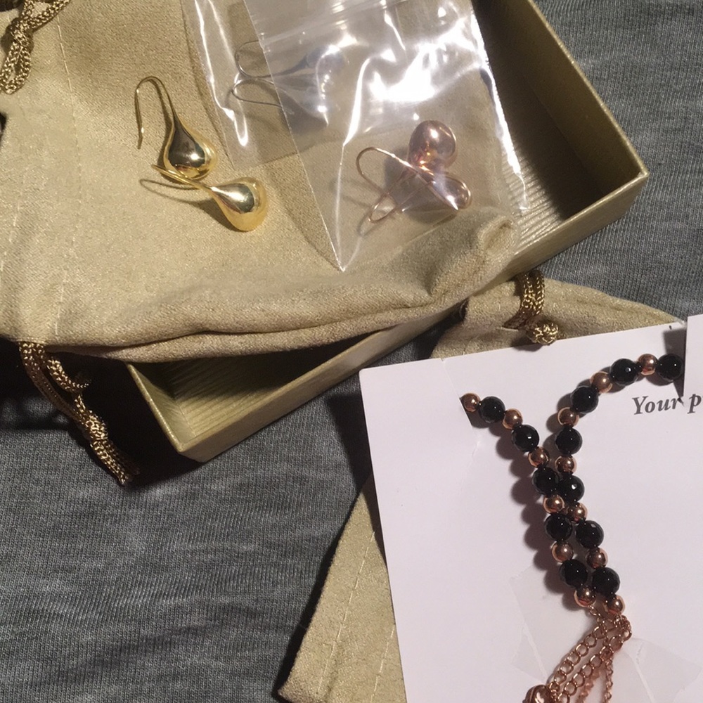 necklace and earrings bundle!!